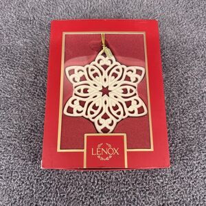 Lenox 2022 Snowflake Ornament Porcelain Ivory‎ Gold Cord Christmas Holiday Boxed